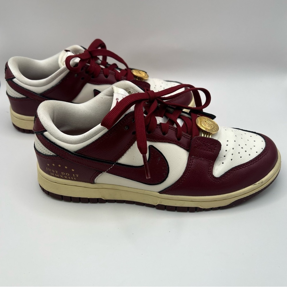 Nike Dunk Low SE Sisterhood Sneaker - Picture 5 of 9